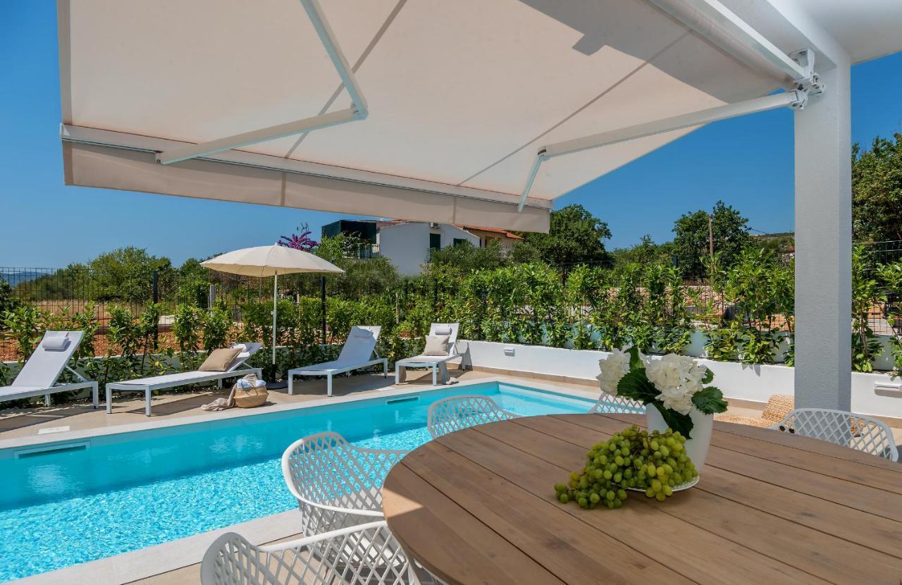 Marula Holiday Home - With Heated Pool Marina Dış mekan fotoğraf