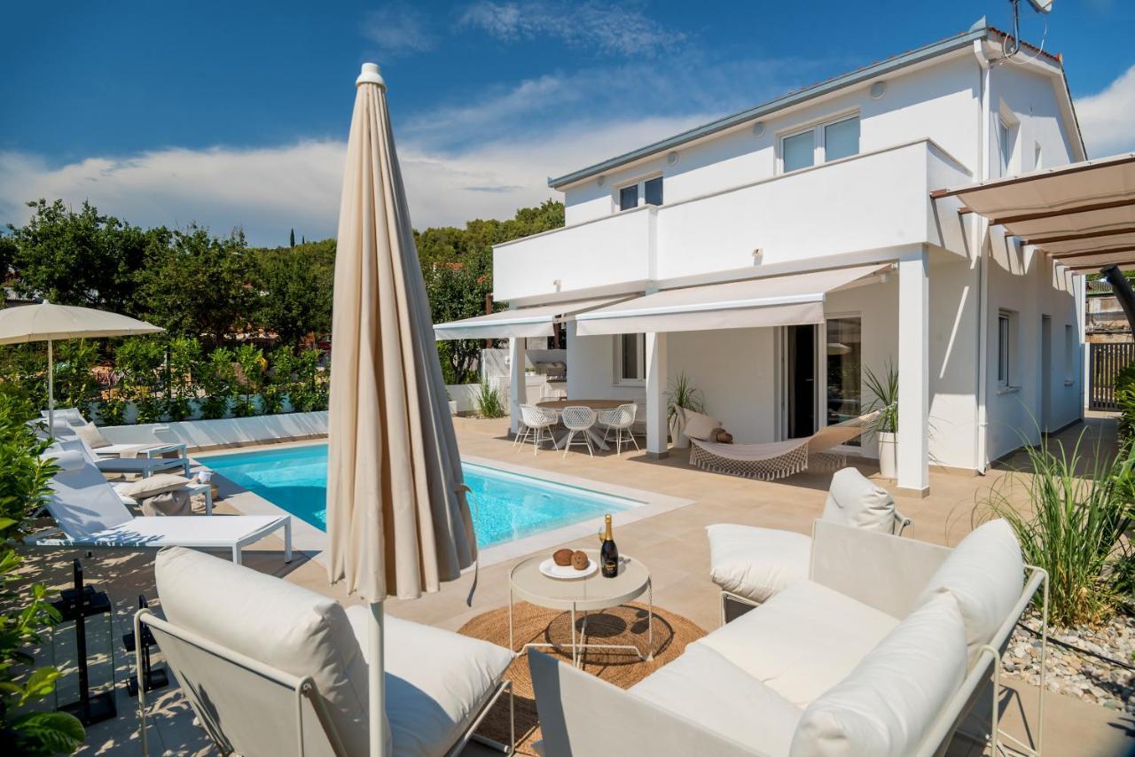 Marula Holiday Home - With Heated Pool Marina Dış mekan fotoğraf